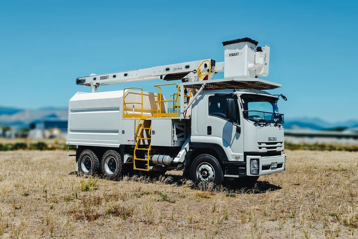 1075-3 6x4-Hydro-Excavator---7000-litre-spoil-tank,-2000-litre-water-thank-20190423_110649-(1)-2