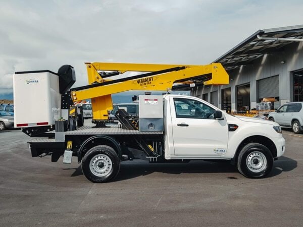 Versalift  LAT38 on Ford Ranger 4x4