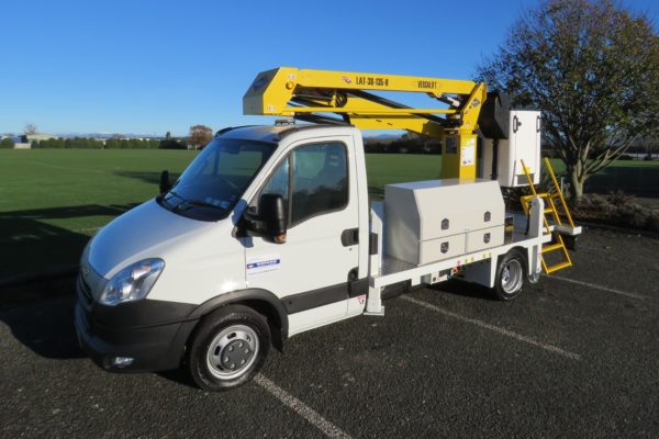 Versalift LAT38 (LV insulated) on Iveco Daily Truck