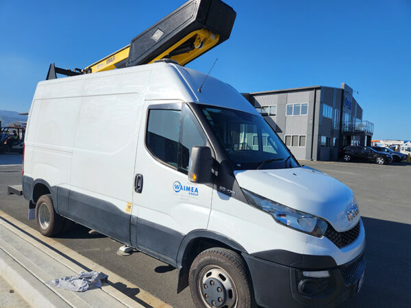 Versalift ET36LF (LV insulated) on Iveco Daily Van