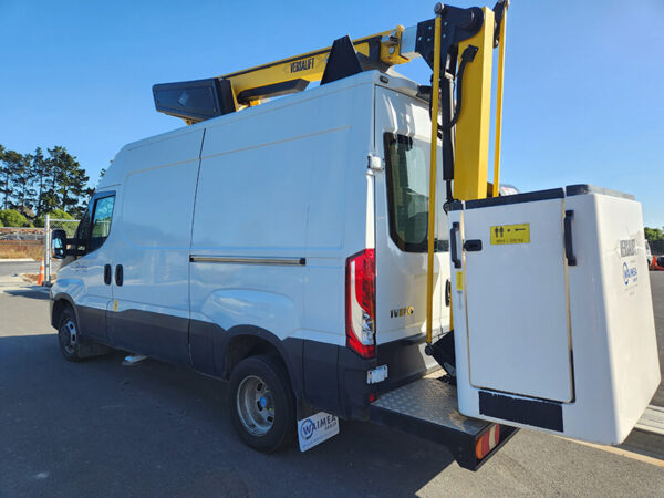 Versalift ET36LF (LV insulated) on Iveco Daily Van - Image 4