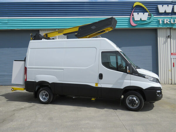 Versalift ET36LF (LV insulated) on Iveco Daily Van - Image 2