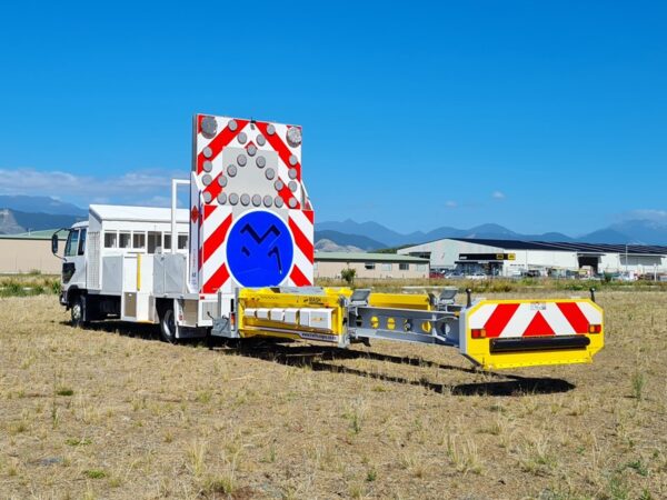 2008 Nissan MK260 Traffic Management Truck with Signboard & Attenuator - Image 2