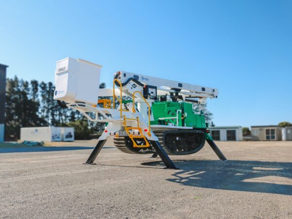 Versalift VST52 on Morooka MST600VD - Image 7