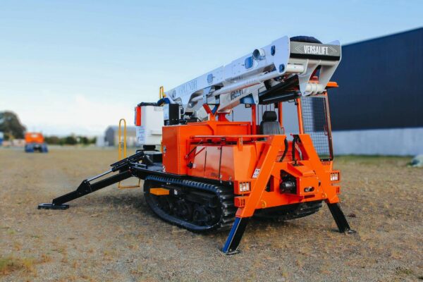 Versalift VST52 on Morooka MST600VD - Image 3