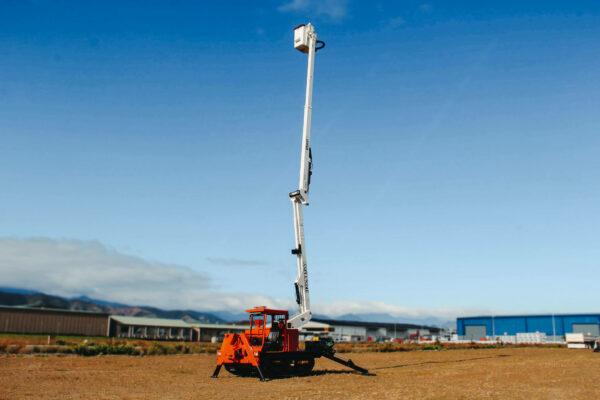 Versalift VST52 on Morooka MST600VD - Image 5