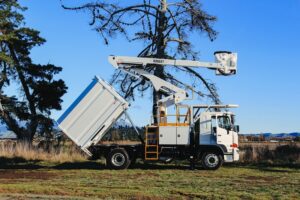 Versalift VST47 on Hino FG1628 Arborist Truck