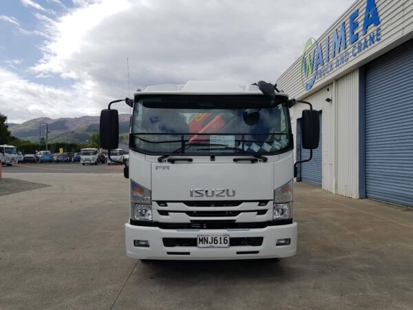 Palfinger PK7500 SLD 2019 Isuzu FRR500L 4x2 Manual Truck - Image 3