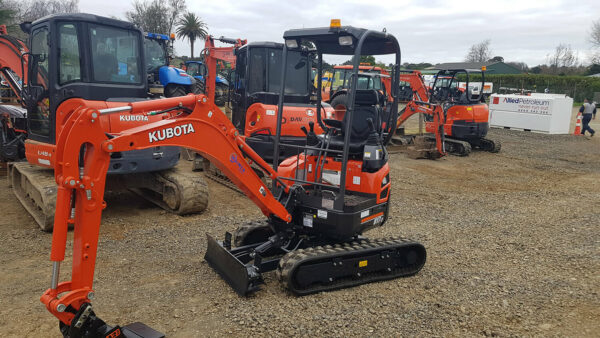 Kubota U17-3 2020 with single axle trailer - Image 2