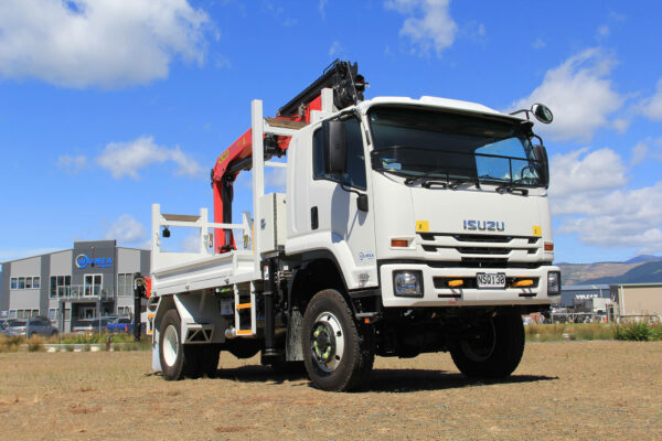 Palfinger PK17001 2021 Isuzu FTS800 Alison Lines Truck