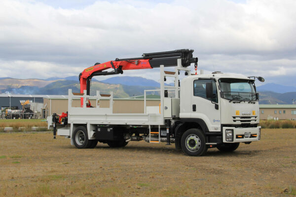 Palfinger PK17001 C 2021 Isuzu FTR750 4x2 Lines Truck - Image 2