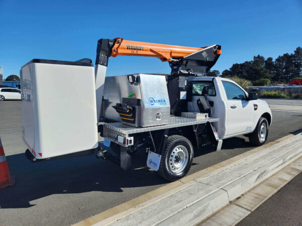 Versalift VTL31 LV EWP on Ford Ranger 4x4 Ute - Image 3