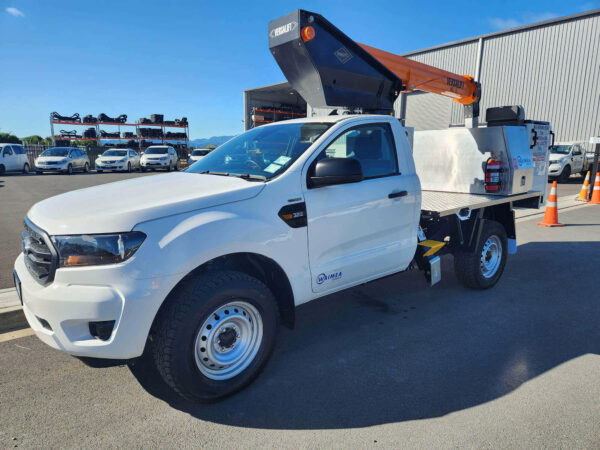 Versalift VTL31 LV EWP on Ford Ranger 4x4 Ute - Image 5