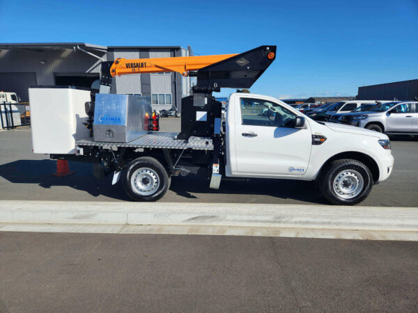 Versalift VTL31 LV EWP on Ford Ranger 4x4 Ute - Image 2