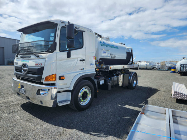 Allvac AV6500 36' DOOR_NVE on Hino 500 FG1628 - Image 2