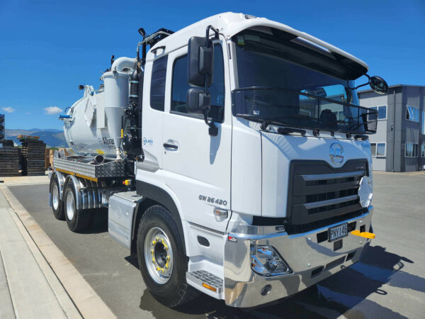 Allvac AV7000 HYDRO EXC QUON 6X4 - Image 5