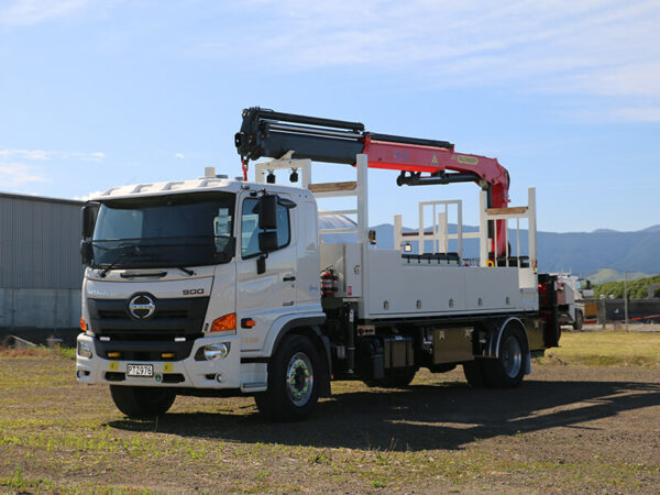 Palfinger PK19 on Hino 500 4x2 LCT - Image 6
