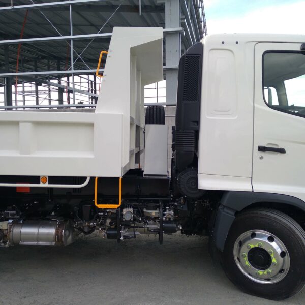 Tipping Deck on 2022 Hino Factory Tipper FE1426 - Image 4