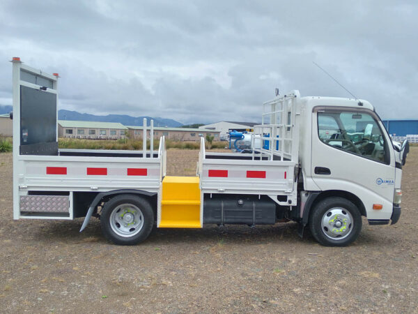 L1 Traffic Management Truck 2010 Hino - Image 4