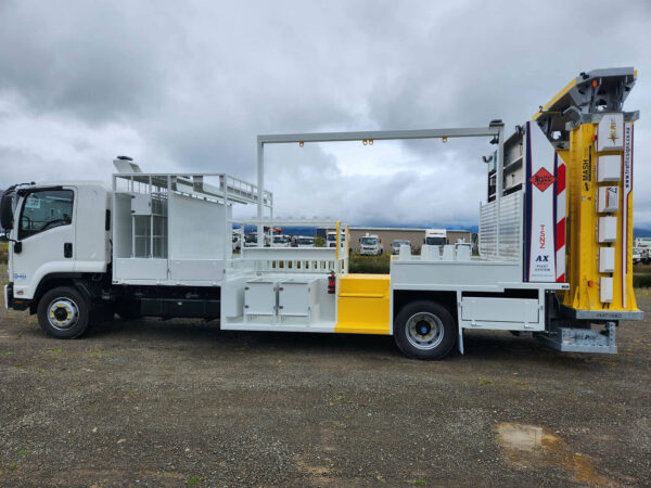L3 Traffic Man / W Atten  Isuzu FSD700 4x2 - Image 5