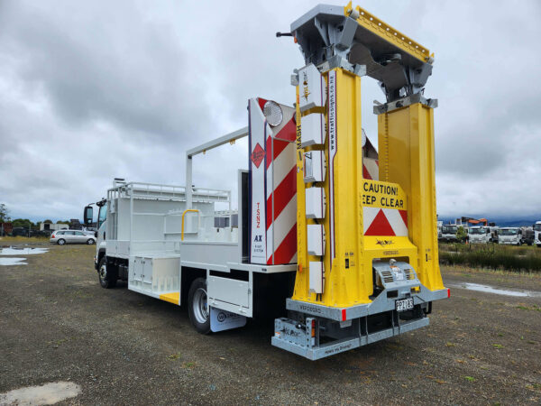 L3 Traffic Man / W Atten  Isuzu FSD700 4x2 - Image 6