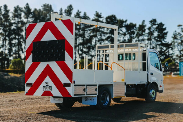 L1 Traffic Management Truck - 2022 Hino 300 917 wide MT  Level 1 with full sign board - Image 4