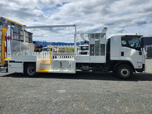 BTT1-3 L3 Traffic Management With Attenuator on Isuzu FSD700 Auto 4x2 - Image 7