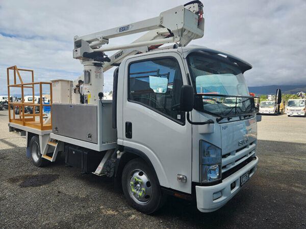 2015 Isuzu NPR EWP