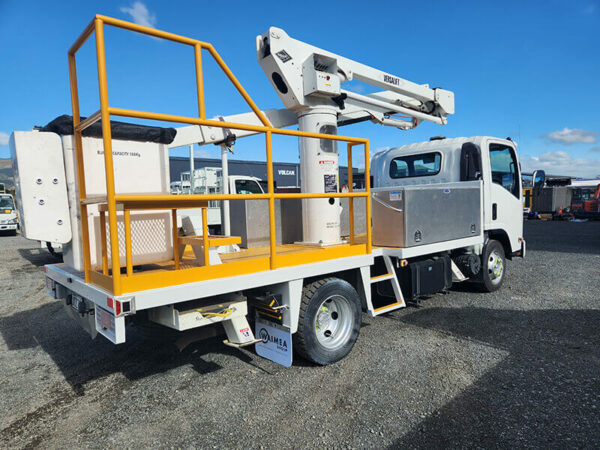 2015 Isuzu NPR EWP - Image 3
