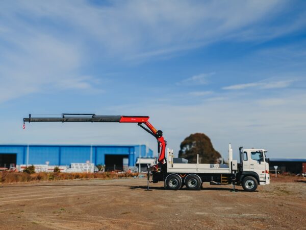 Palfinger PK19 on Hino FM2632 6x4 Lines Truck - Image 9