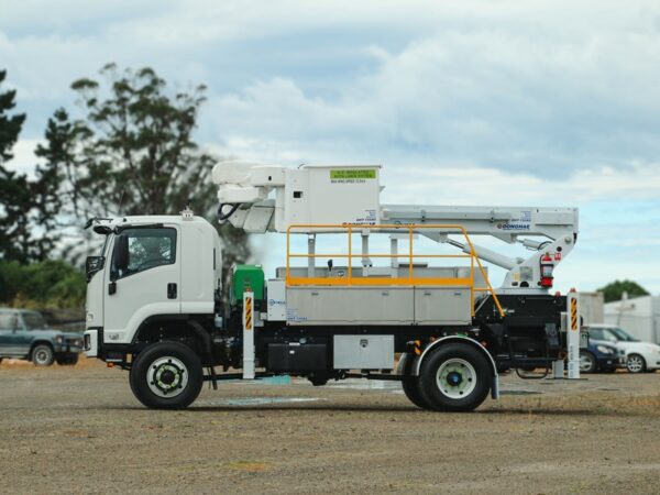 Linelift® DHT150AS on Isuzu FTS800 4x4 - Image 7