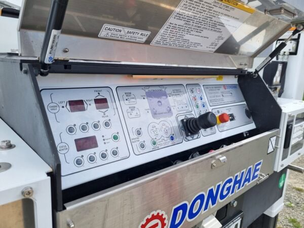 Linelift® DHT150AS on Isuzu FTS800 4x4 - Image 5