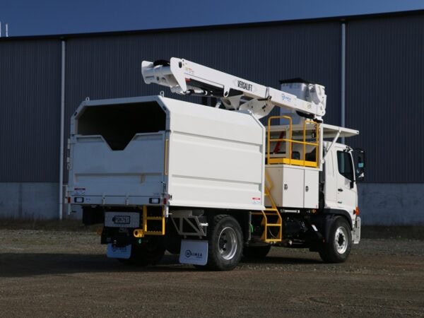 Versalift VST47 on Hino 500 Arb - Image 4