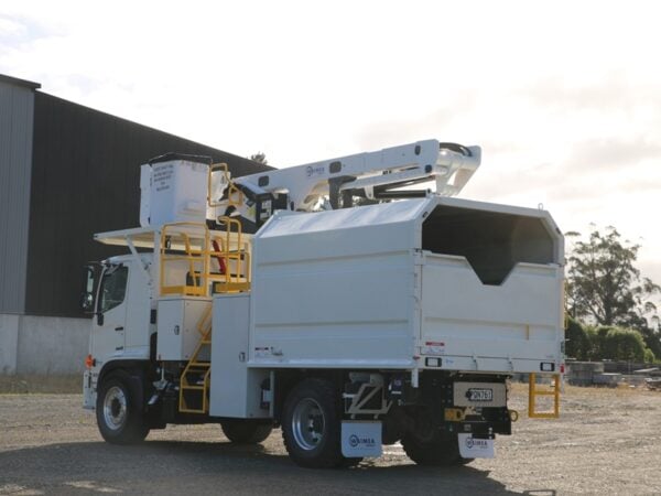 Versalift VST47 on Hino 500 Arb - Image 5