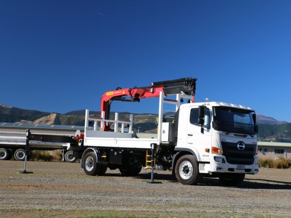 Palfinger PK19 on Hino 500 FG1628 4x2 - Image 3