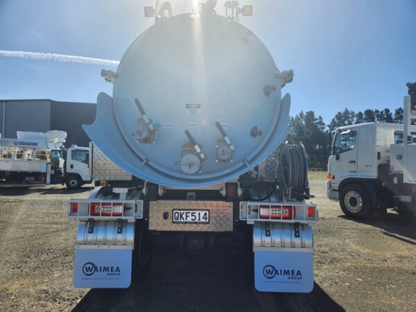 BTV4-1 7.0L HYDRO EXC QUON 6X4 - Image 5