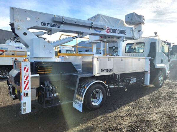 Linelift® DHT150AS on DHT150AS on Isuzu FRR600 4x2 2004 - Image 5