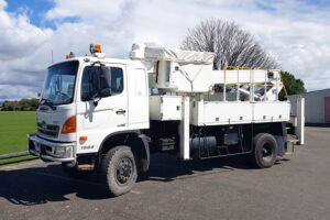 2008 Aichi SN15B EWP on Hino 500 4x4