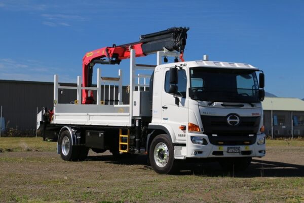 Palfinger PK19 on Hino 500 4x2 LCT