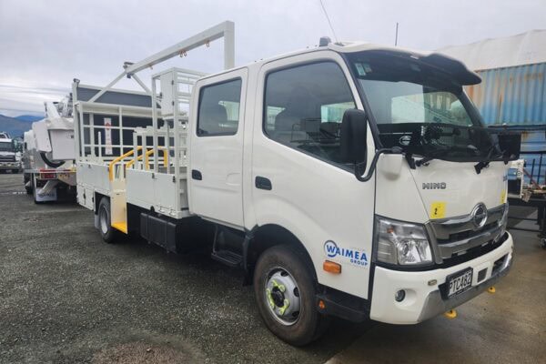 L1 Traffic Management, (double cab) Hino 921 4x2