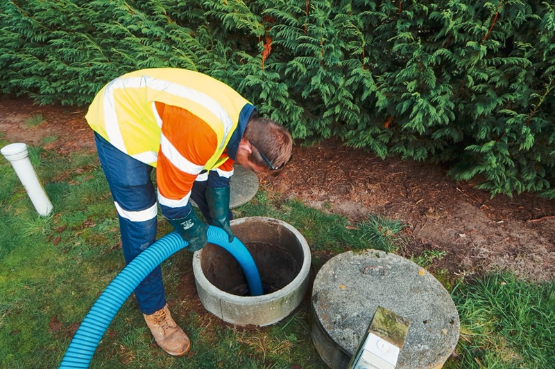 Keeping It Flowing – What Vacuum Pump Oil Should You Use?