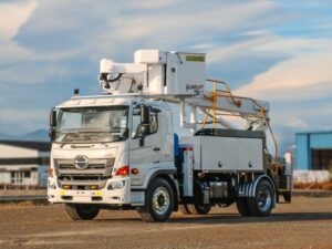 Linelift® DHT190AS on Hino FG1628 4x2